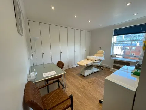 Aesthetics by Dr Helen McIver - Dental Surgeon and Advanced Aesthetics Practitioner at Infinity Tanning. Based in Denton, Manchester we are the areas number 1 salon for all aesthetic treatments. ALDERLEY EDGE MEDICAL CENTRE - 2nd Floor (In Peak) Talbot Road, Alderley Edge - SK9 7EP.